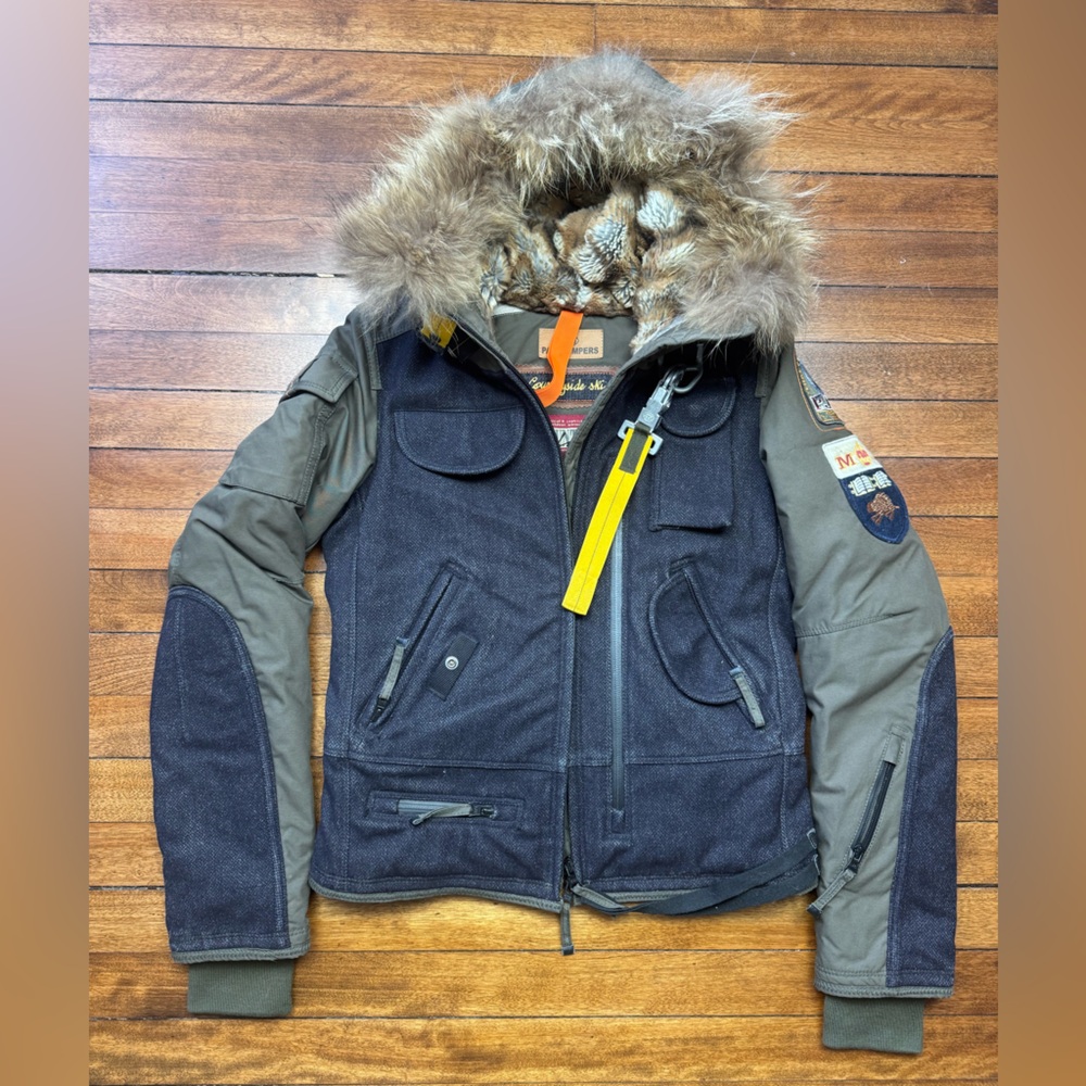 Parajumpers/University of Manitoba Utility Jacket with Fur Trim - Navy and Olive